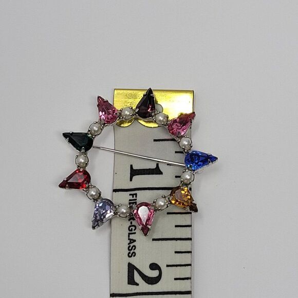 Vintage 60s B David Signed Star Brooch Pin Rainbow Rhinestones Faux Pearl Wreath - Picture 3 of 6